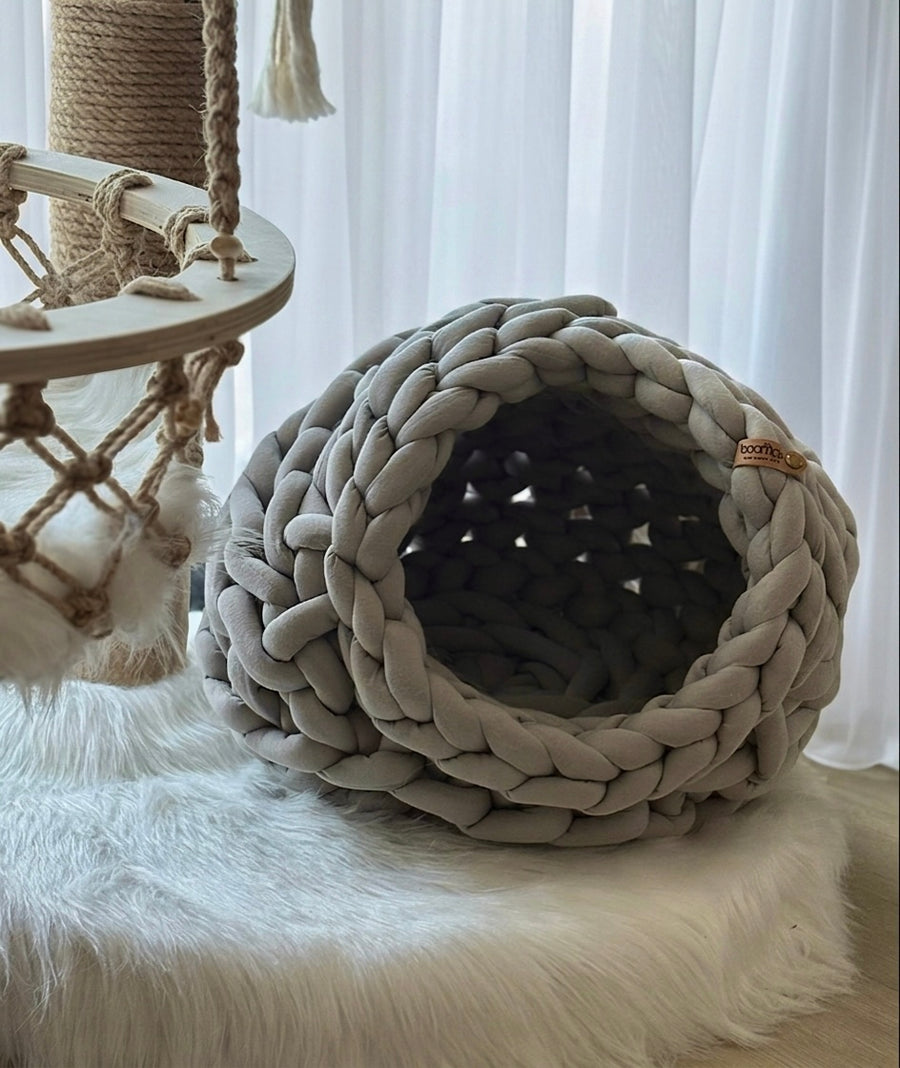 THE NEST